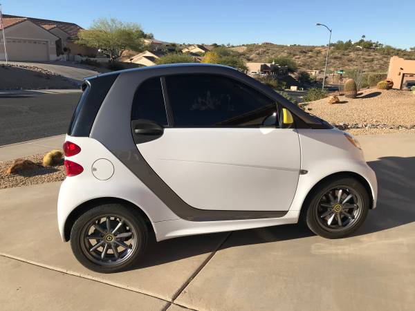 2014 Smart fortwo Hatchback Coupe 2D BoConcept Edition - cars &... for sale in Wickenburg, AZ – photo 2