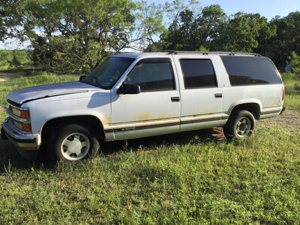 1996 CHEVY Suburban for sale in Other, TX – photo 2