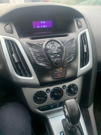 Ford Focus for sale in Springfield Gardens, NY – photo 10