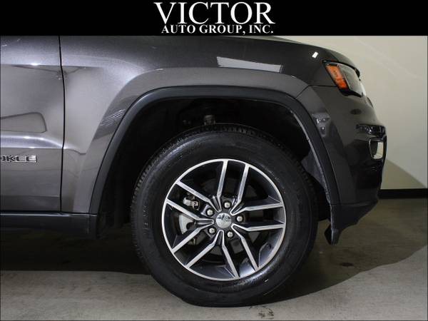 2017 Jeep Grand Cherokee Limited 4WD - - by dealer for sale in Batavia, IL – photo 15
