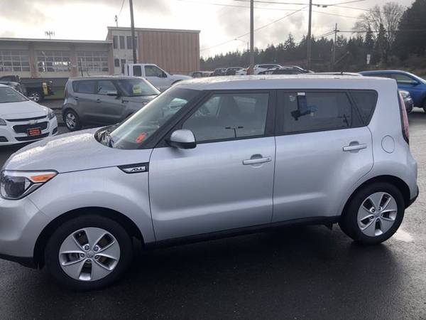 2016 Kia Soul Base - - by dealer - vehicle automotive for sale in Coos Bay, OR – photo 3