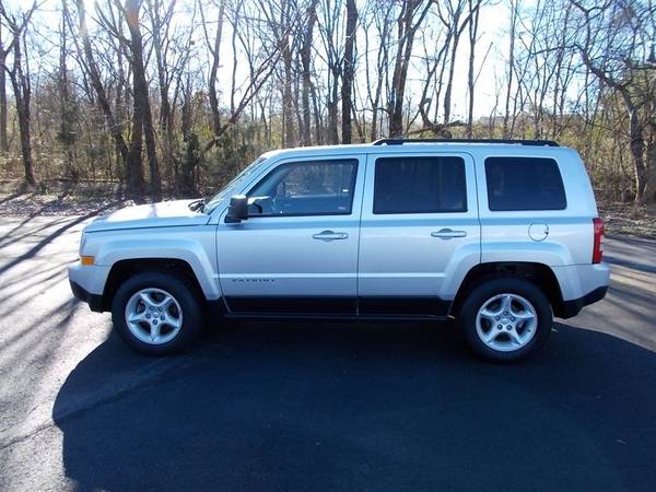 2012 Jeep Patriot Sport - - by dealer - vehicle for sale in Shelbyville, AL – photo 3