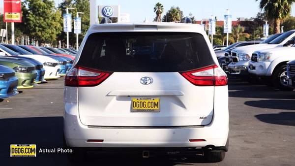 2018 Toyota Sienna XLE van Blizzard Pearl - cars & trucks - by... for sale in Newark, CA – photo 18