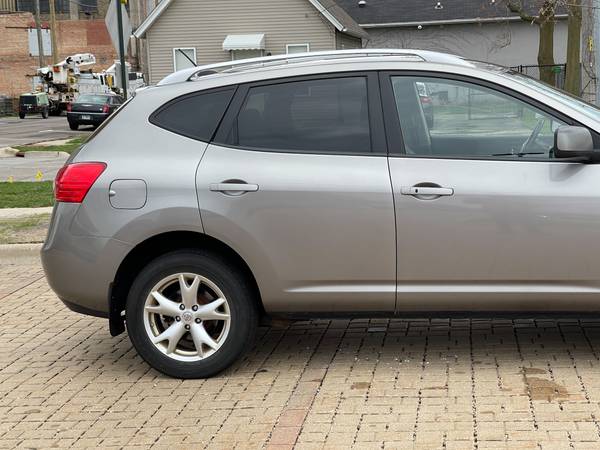 2009 Nissan Rogue SL - - by dealer - vehicle for sale in Aurora, IL – photo 8