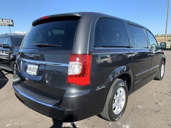 2012 Chrysler Town Country Touring Tv/DVD 3rd Row Leather V6 We Fina for sale in Canton, WV – photo 8