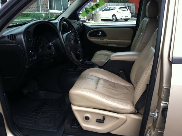2005 Chevrolet TrailBlazer 4-Door - - by dealer for sale in Columbia, PA – photo 7