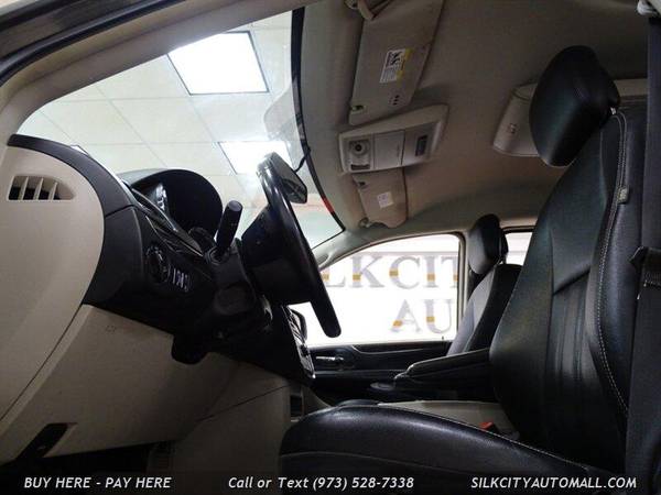 2015 Chrysler Town Country Touring Camera Leather Touring 4dr for sale in Paterson, CT – photo 7