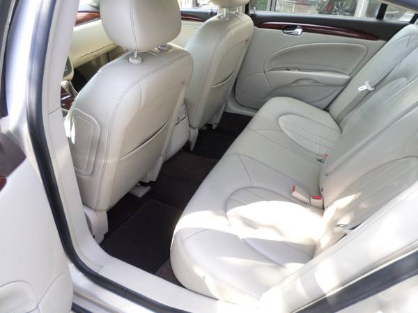 2007 Buick Lucern CXL - cars & trucks - by dealer - vehicle... for sale in New Haven, CT – photo 20