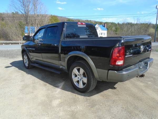 2012 Ram 1500 Crew Cab 4X4 - - by dealer - vehicle for sale in Leicester, VT – photo 7