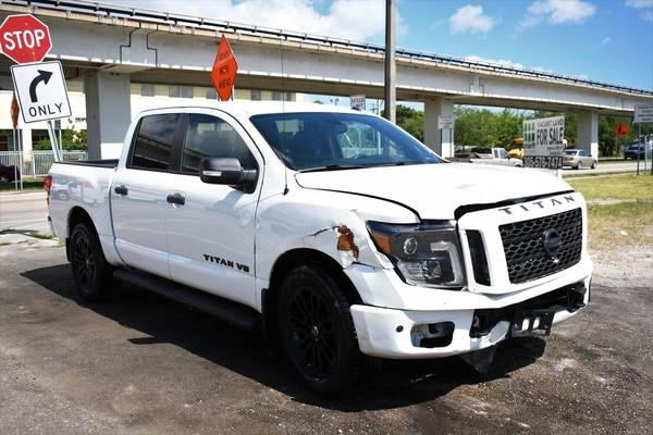 2019 Nissan Titan SV 4x4 4dr Crew Cab Pickup Truck for sale in Miami, TX – photo 2