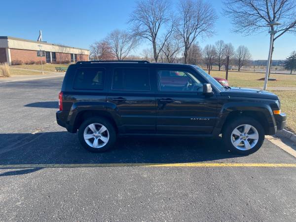 2011 Jeep Patriot 4x4 - cars & trucks - by owner - vehicle... for sale in Red Wing, MN – photo 4