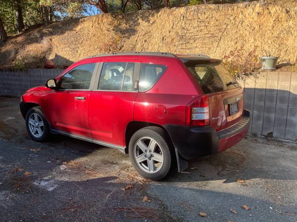 2007 Jeep Compass 4WD - cars & trucks - by owner - vehicle... for sale in Gold Hill, OR – photo 7