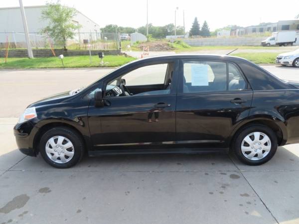 2010 Nissan Versa...98,080 miles...$3,999 - cars & trucks - by... for sale in Waterloo, IA – photo 3