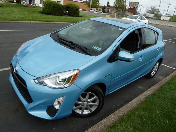 2016 Toyota Prius C 31, 920 miles! - - by dealer for sale in Huntingdon Valley, PA – photo 3