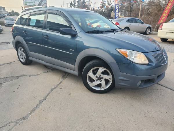 2007 Pontiac Vibe Hatchback - - by dealer - vehicle for sale in York, PA – photo 3