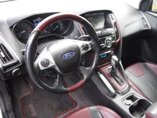 2012 ford focus titanium - cars & trucks - by dealer - vehicle... for sale in New Port Richey , FL – photo 7