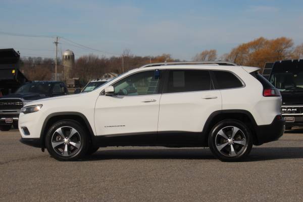 2019 JEEP CHEROKEE LIMITED 4X4 *CERTIFIED PRE-OWNED! - cars & trucks... for sale in Middlebury, VT – photo 8