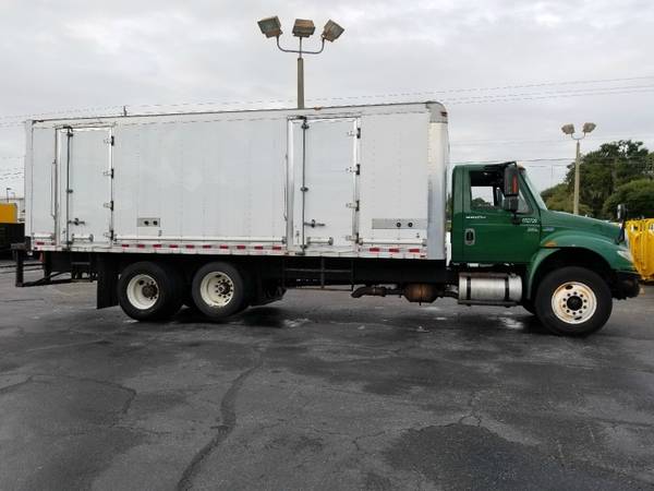 2013 INTERNATIONAL 4400 24FT BOX TRUCK for sale in Plant City, FL – photo 12