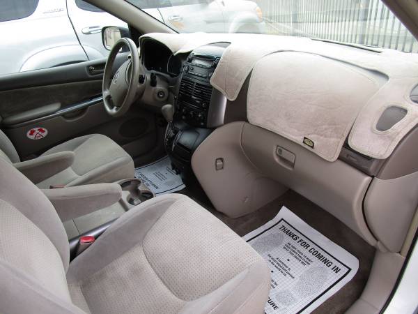 XXXXX 2007 Toyota Sienna LE / 1 OWNER Clean TITLE Excellent... for sale in Fresno, CA – photo 13