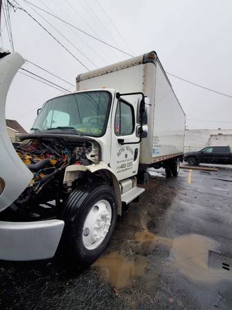 06, FREIGHTLINER, M2 106 - cars & trucks - by owner - vehicle... for sale in Wyandotte, MI – photo 3
