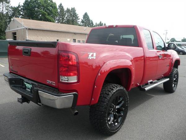 2011 GMC SIERRA 1500: 7 LIFT -NEW WHEELS -NEW 35 TIRES for sale in East Windsor, IL – photo 6