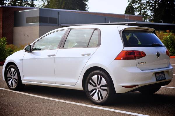 2016 Volkswagen e-Golf -- super clean -- no sales tax! - cars &... for sale in Bellevue, WA – photo 5