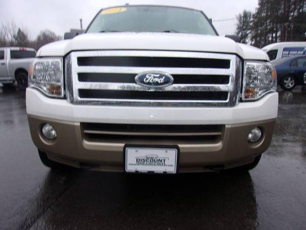 2014 Ford Expedition XLT 4x4 4dr SUV WE CAN FINANCE ANY... for sale in Londonderry, NH – photo 2