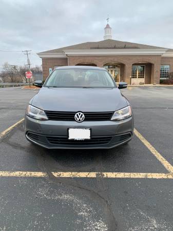 2012 VW JETTA SE - cars & trucks - by owner - vehicle automotive sale for sale in milwaukee, WI – photo 2