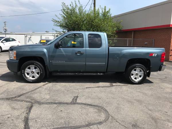 2007 Chevrolet Silverado Ext Cab LT Z71 4x4 ONLY 127k miles Cold A/C for sale in Roanoke, VA – photo 3