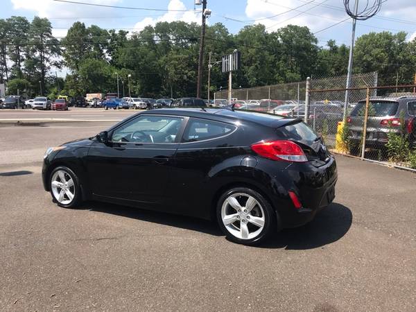 2013 Hyundai Veloster Base for sale in Levittown, PA – photo 3