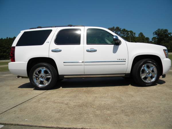 2010 CHEVROLET TAHOE LTZ LEATHER SUNROOF NAVIGATION 1 OWNER!!! for sale in Byram, MS – photo 2