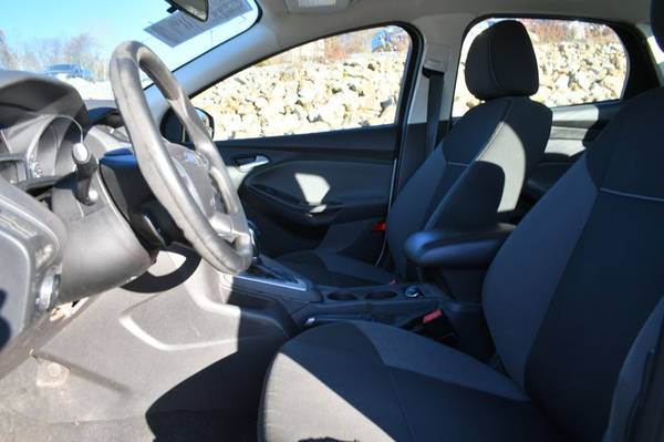 2013 *Ford* *Focus* *SE* - cars & trucks - by dealer - vehicle... for sale in Naugatuck, CT – photo 19