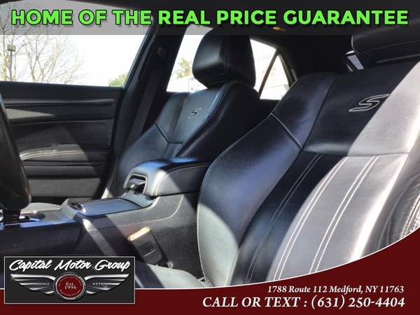 Take a look at this 2012 Chrysler 300-Long Island for sale in Medford, NY – photo 12