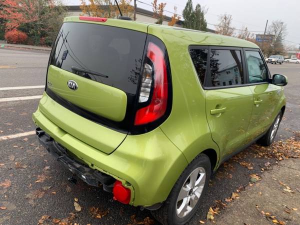 2018 Kia Soul Base Auto - cars & trucks - by dealer - vehicle... for sale in Portland, OR – photo 4