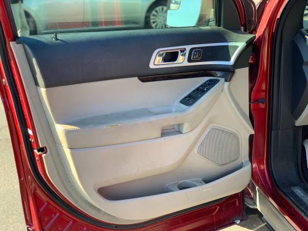 2014 Ford Explorer Limited (115k Miles) $13,995 - cars & trucks - by... for sale in Mesa, AZ – photo 10