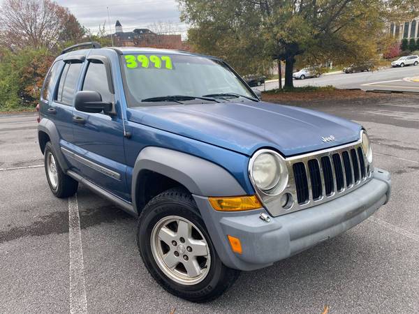 2005 JEEP LIBERTY SPORT 4x4 - cars & trucks - by dealer - vehicle... for sale in Bristol, TN – photo 11