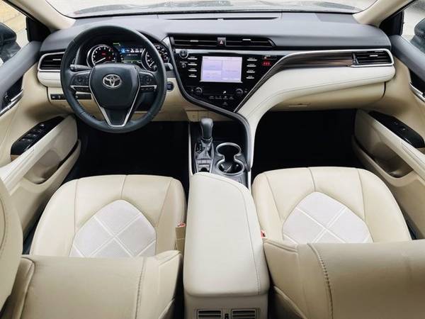 2018 Toyota Camry XLE - - by dealer - vehicle for sale in Murfreesboro, TN – photo 10