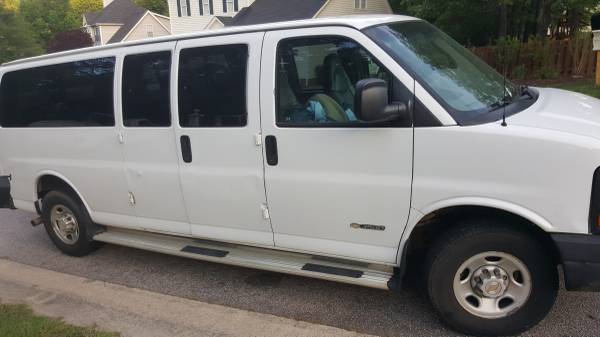 2005 Chevy Express 3500 15 Passenger for sale in Raleigh, NC – photo 12