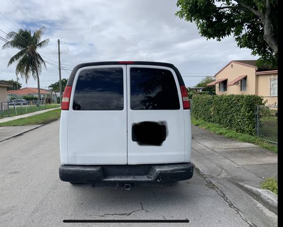 2008 Chevy Express 1500 - cars & trucks - by owner - vehicle... for sale in Miami, FL – photo 2