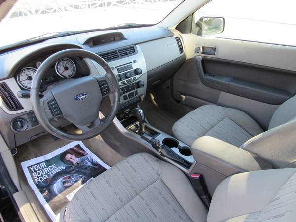 2009 FORD FOCUS*ONE OWNER**ONLY 66K*GR8 TIRES*BT*AUX*USB*COUPE*4CYL*... for sale in Highland, IL – photo 13