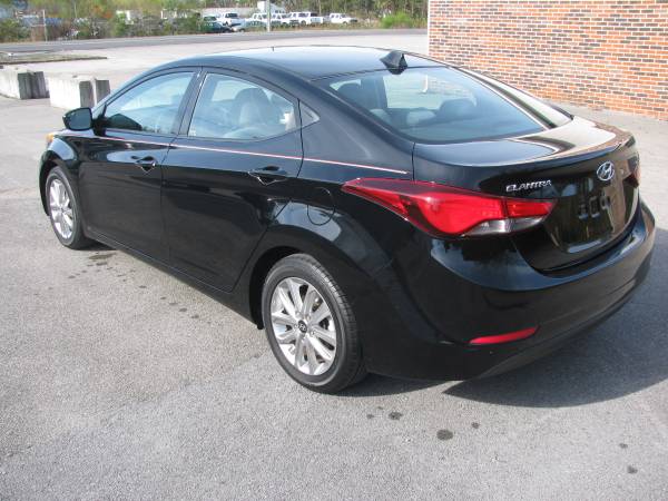 2016 HYUNDAI ELANTRA SE......4CYL AUTO......40000 MILES....SHARP!!!!... for sale in Knoxville, TN – photo 5