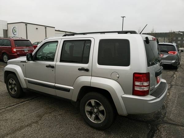 2008 Jeep Liberty 4WD 4D Sport Utility / SUV Sport - cars & trucks -... for sale in Waterloo, IA – photo 6
