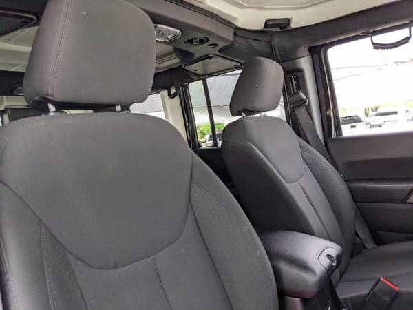 2016 Jeep Wrangler Unlimited Sport 4x4 4WD Four Wheel SKU: GL303930 for sale in Fort Worth, TX – photo 20