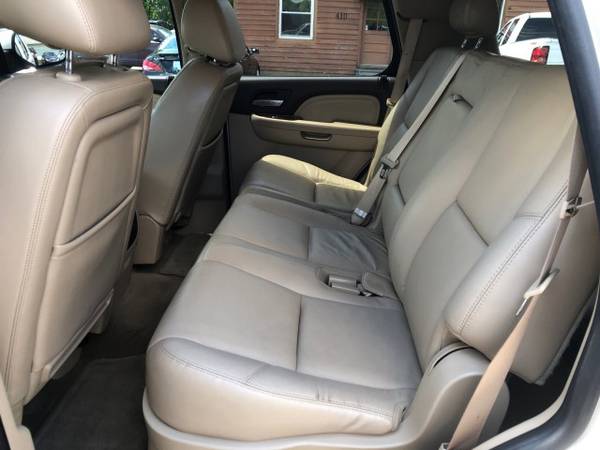 GMC Yukon Denali 4wd SUV Sunroof NAV Leather Clean Loaded Used Chevy for sale in Columbia, SC – photo 12