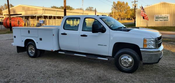 2013 CHEVROLET 3500 LS CREW CAB 4X4 WITH UTILITY BED - cars & trucks... for sale in Quitman, TX – photo 10