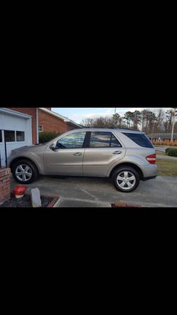 Mercedes-Benz ML500 - cars & trucks - by owner - vehicle automotive... for sale in Elizabeth City, VA – photo 3