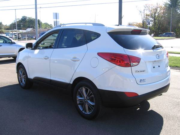 '14 Hyundai Tucson SE AWD & SHARP ! for sale in Waterford, PA – photo 5