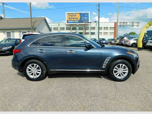 2011 INFINITI FX 35 AWD 4DR - cars & trucks - by dealer - vehicle... for sale in SOUTH BEND, MI – photo 5