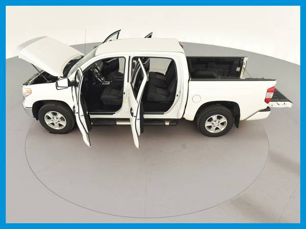 2016 Toyota Tundra CrewMax SR5 Pickup 4D 5 1/2 ft pickup White for sale in Hugo, MN – photo 16