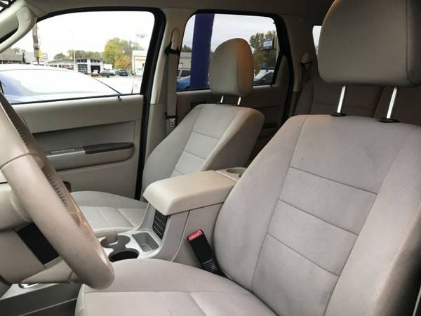 2012 FORD ESCAPE XLT $500-$1000 MINIMUM DOWN PAYMENT!! APPLY NOW!! -... for sale in Hobart, IL – photo 9